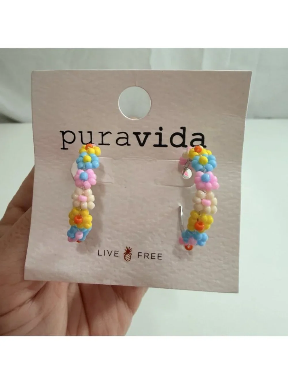 Pura Vida Daisy Seed Hoop Earrings